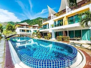 For rent 3 bedrooms townhouse in Kathu, Phuket