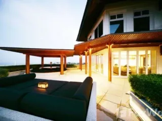 For rent 3 bedrooms condo in Na Jomtien, Pattaya