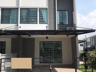 For sale 4 bedrooms townhouse in Sai Mai, Bangkok