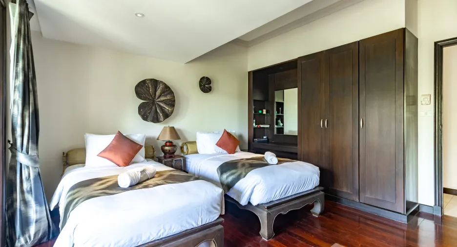 For sale and for rent 5 bedrooms villa in Thalang, Phuket
