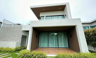 ขาย 4 ห้องนอน วิลล่า ใน เมืองภูเก็ต, ภูเก็ต