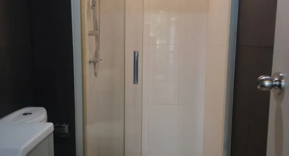 For rent and for sale 2 bedrooms condo in Khan Na Yao, Bangkok