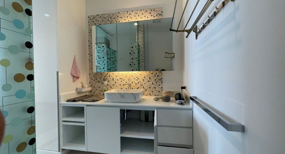 For rent 1 bed condo in Bang Lamung, Chonburi