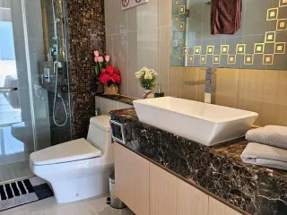 For rent 2 bedrooms condo in Bang Lamung, Chonburi
