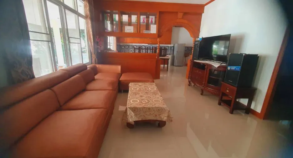 For sale and for rent 4 bedrooms villa in Huay Yai, Pattaya