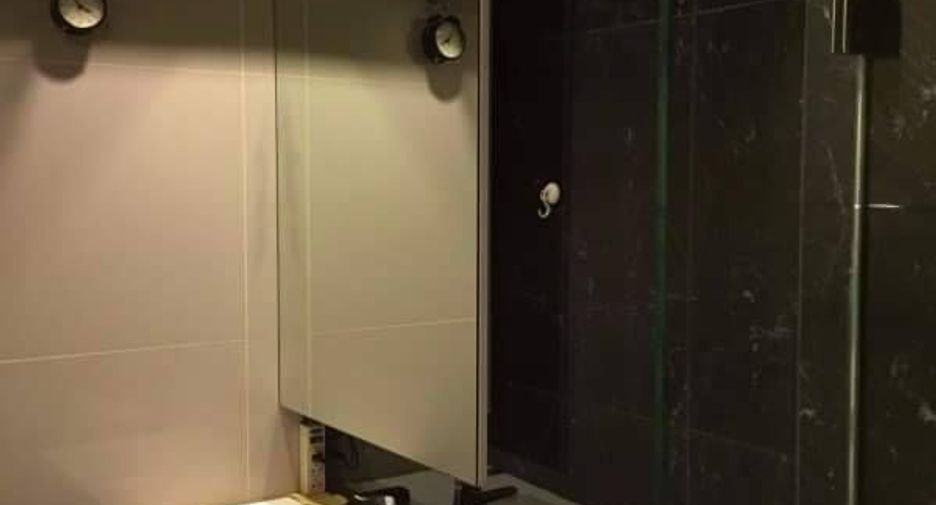 À vendre 1 chambre condo à Din Daeng, Bangkok