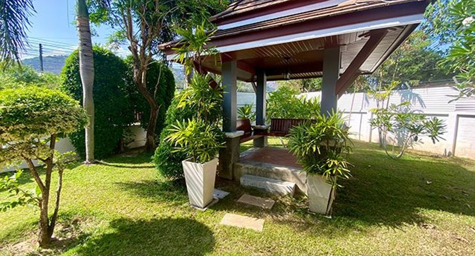 For sale 3 bedrooms villa in Mueang Phuket, Phuket