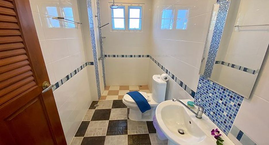 For sale 3 bedrooms villa in Mueang Phuket, Phuket