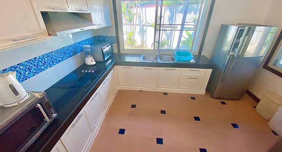 For sale 3 bedrooms villa in Mueang Phuket, Phuket
