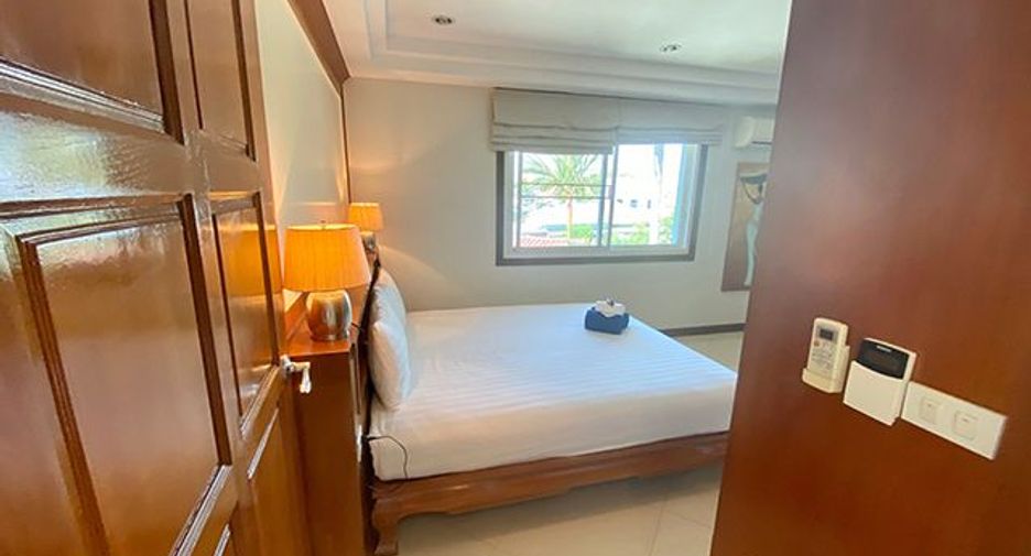 For sale 3 bedrooms villa in Mueang Phuket, Phuket