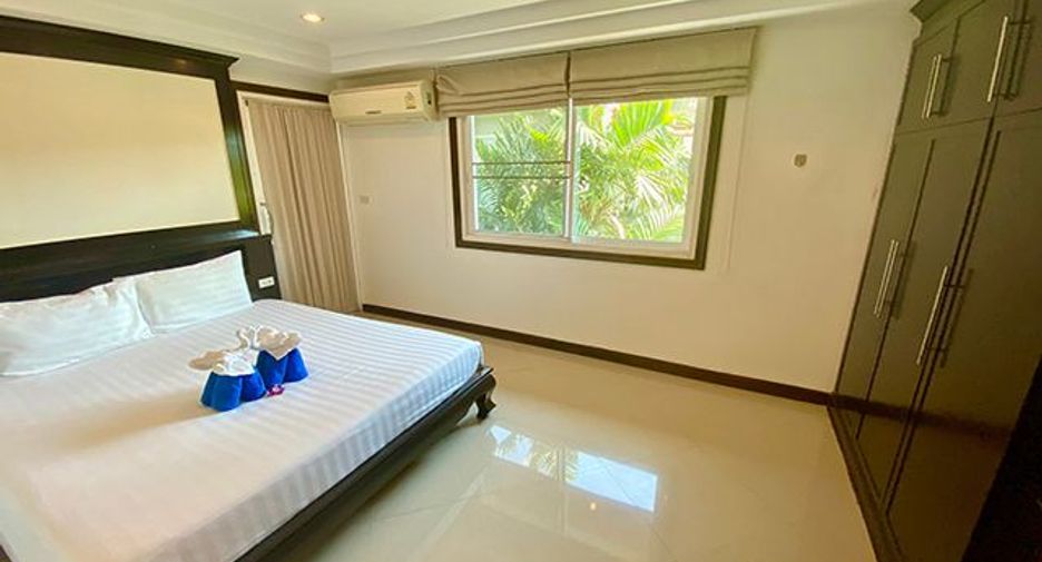 For sale 3 bedrooms villa in Mueang Phuket, Phuket