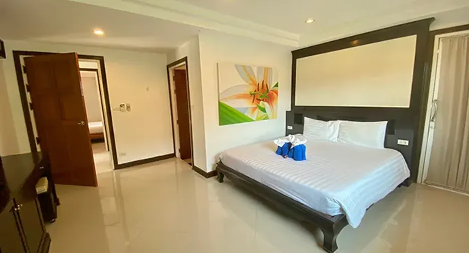 For sale 3 bedrooms villa in Mueang Phuket, Phuket