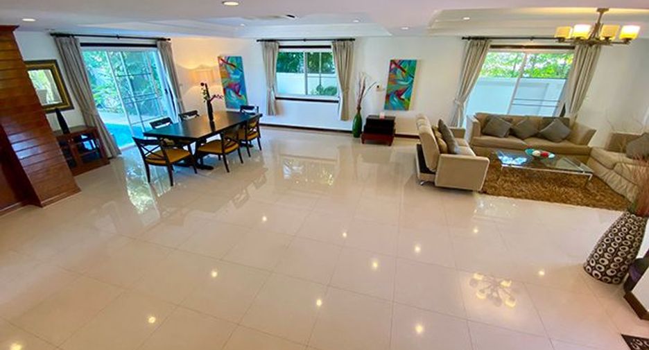 For sale 3 bedrooms villa in Mueang Phuket, Phuket