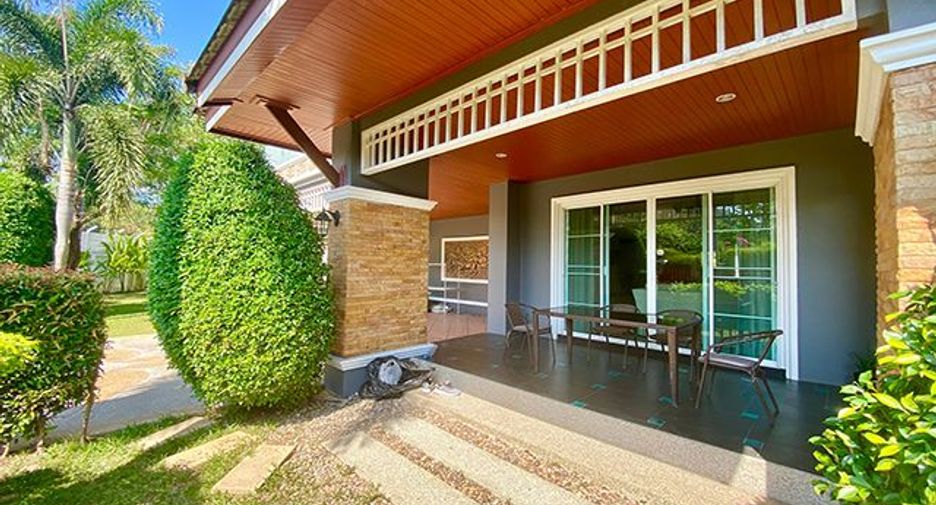 For sale 3 bedrooms villa in Mueang Phuket, Phuket