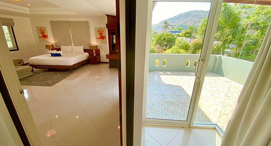 For sale 3 bedrooms villa in Mueang Phuket, Phuket