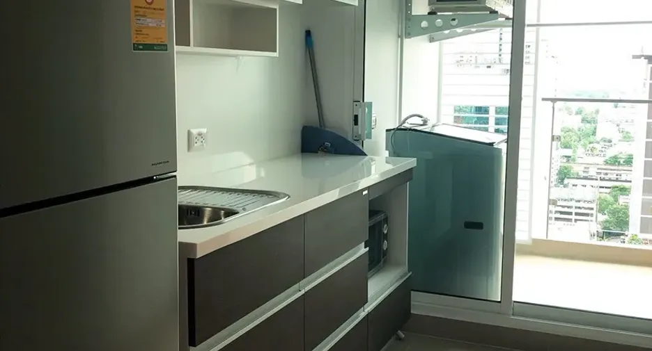 For sale 1 bed condo in Ratchathewi, Bangkok