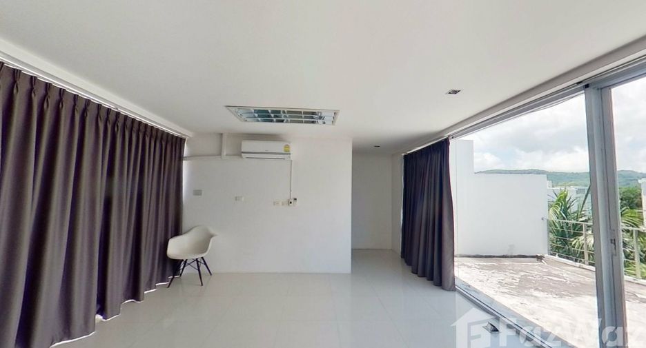 For rent 3 bedrooms villa in Mueang Phuket, Phuket