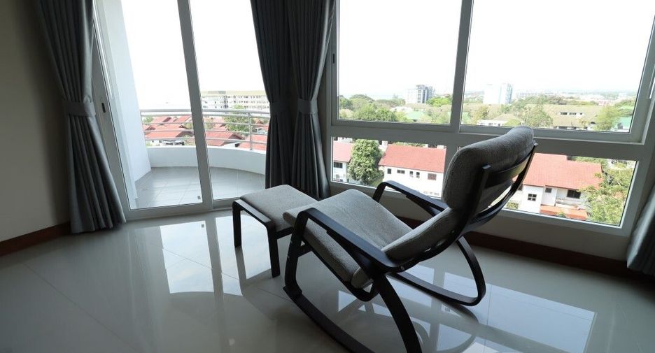 Condo en venta de 3 habitaciones en Sattahip, Chonburi