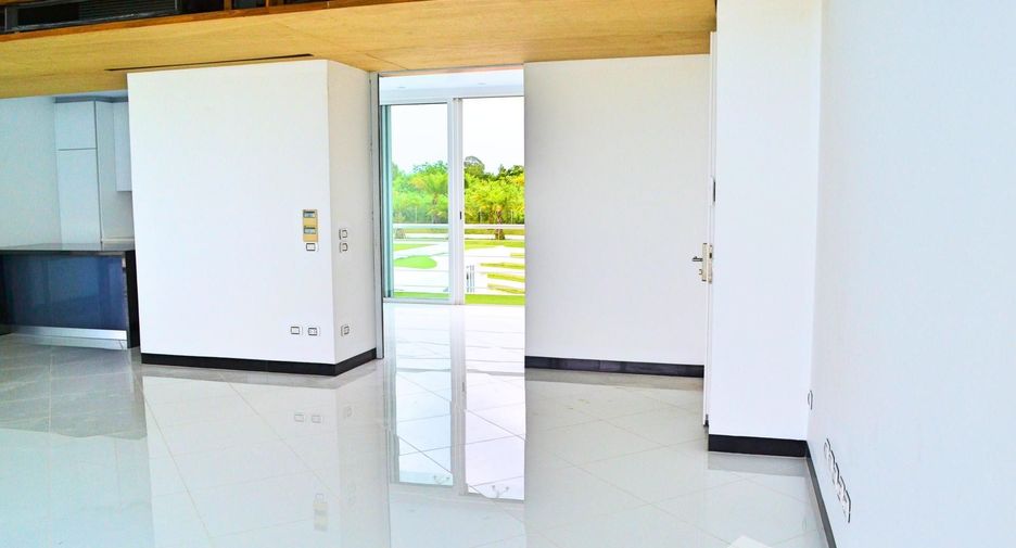 For sale 2 bedrooms condo in Sattahip, Chonburi