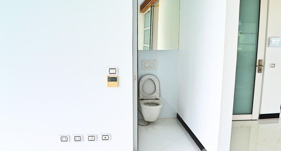 For sale 2 bedrooms condo in Sattahip, Chonburi