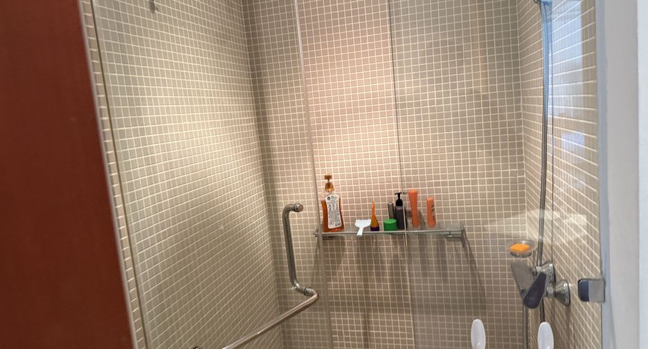 For rent 2 bedrooms condo in Thalang, Phuket