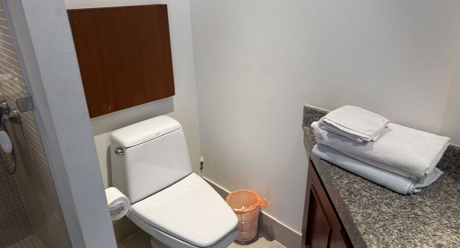 For rent 2 bedrooms condo in Thalang, Phuket