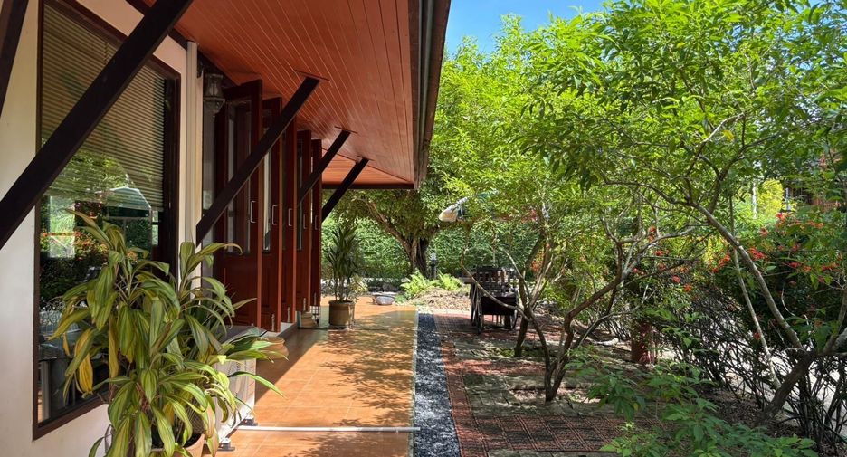 For rent 4 bedrooms villa in Thalang, Phuket