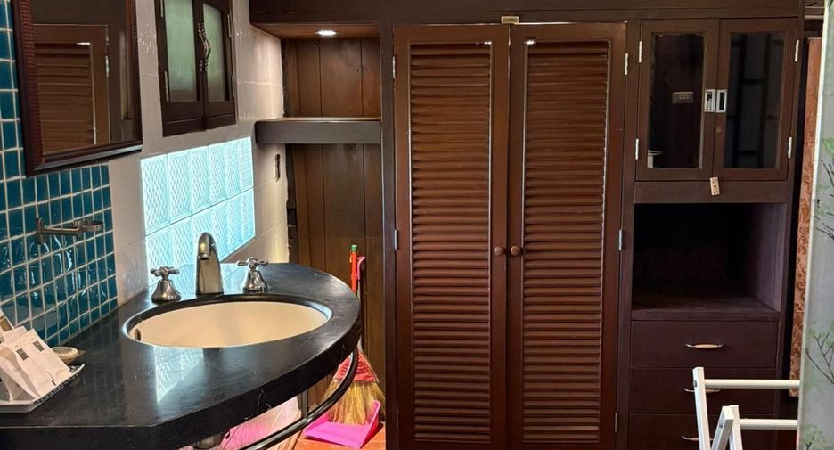 For rent 4 bedrooms villa in Thalang, Phuket
