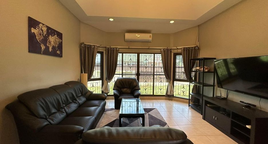 For rent 3 bedrooms house in Bang Lamung, Chonburi