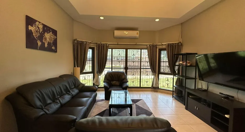 For rent 3 bedrooms house in Bang Lamung, Chonburi