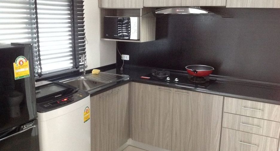 For sale 3 bedrooms townhouse in Don Mueang, Bangkok