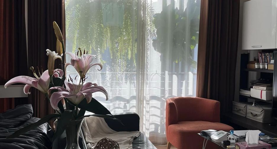For sale 3 bedrooms townhouse in Bang Kapi, Bangkok