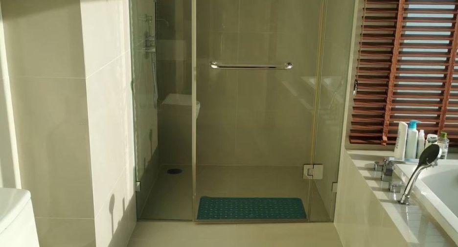 À louer 2 chambres condo à Bang Lamung, Chonburi