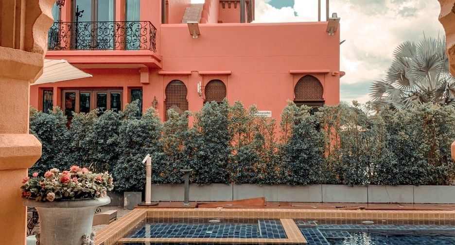 À vendre 21 chambres hôtel à Pak Chong, Nakhon Ratchasima