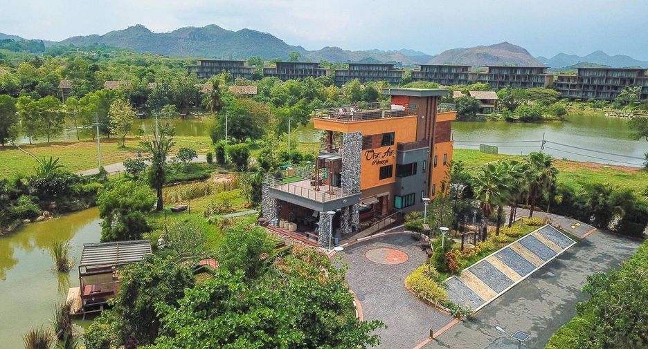 À vendre 21 chambres hôtel à Pak Chong, Nakhon Ratchasima
