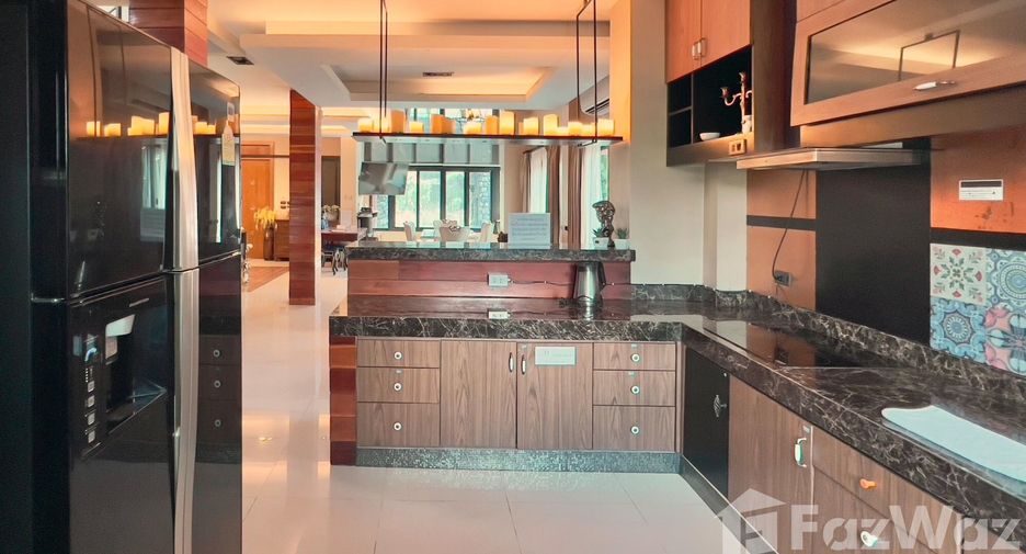 À vendre 21 chambres hôtel à Pak Chong, Nakhon Ratchasima
