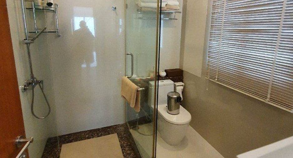 For rent 3 bedrooms condo in Bang Lamung, Chonburi