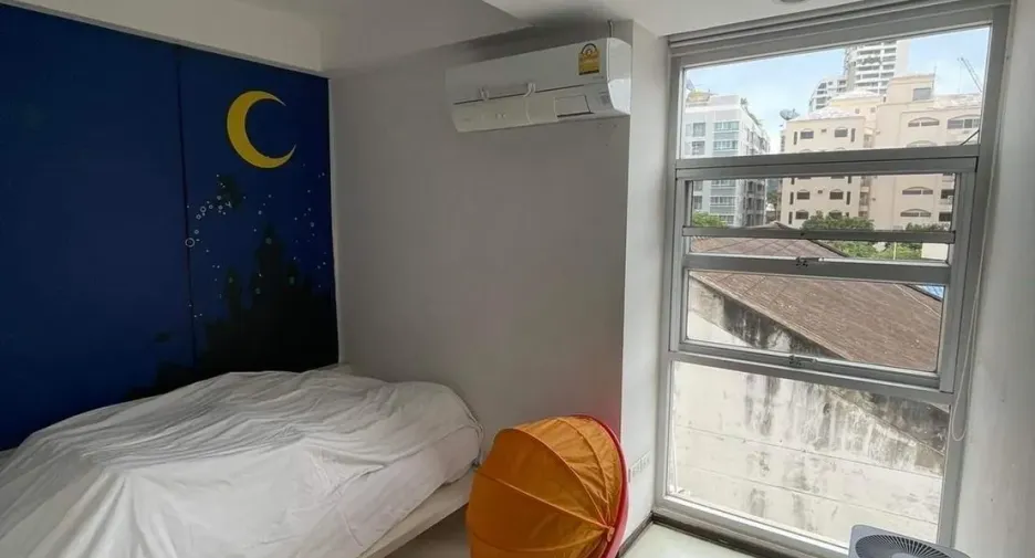 Reihenhaus zum Kauf mit 3 Zimmer in Watthana, Bangkok