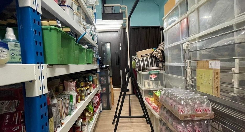 Reihenhaus zum Kauf mit 3 Zimmer in Watthana, Bangkok