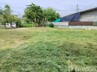 出售 土地 在 Bang Lamung, Chon Buri