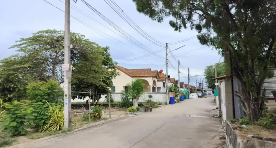 出售 土地 在 Bang Lamung, Chon Buri