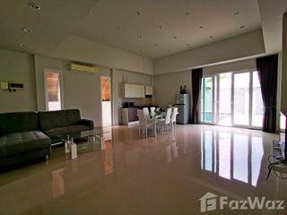 Casa en venta y en alquiler de 3 habitaciones en Bang Saray, Pattaya