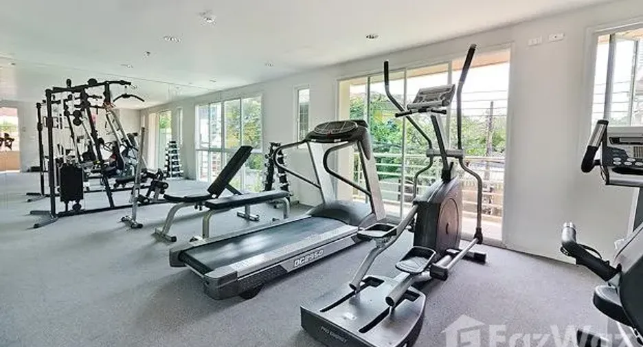 For sale 2 bedrooms condo in Khlong Toei, Bangkok