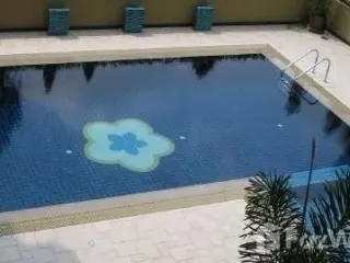 For sale 2 bedrooms condo in Khlong Toei, Bangkok