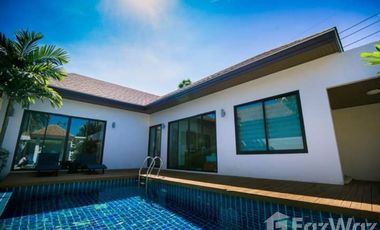 Villa en alquiler de 2 habitaciones en Mueang Phuket, Phuket