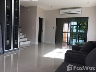 For sale 4 bedrooms house in Prawet, Bangkok