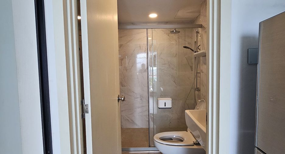 Wohnung zum Kauf mit 1 Zimmer in Bangkok Noi, Bangkok