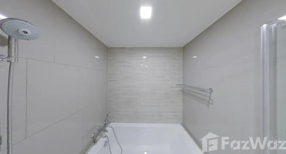 For rent 2 bedrooms apartment in Si Racha, Chonburi