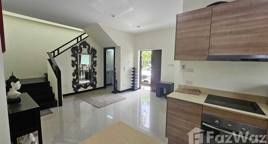 À louer 3 chambres villa à Mueang Phuket, Phuket