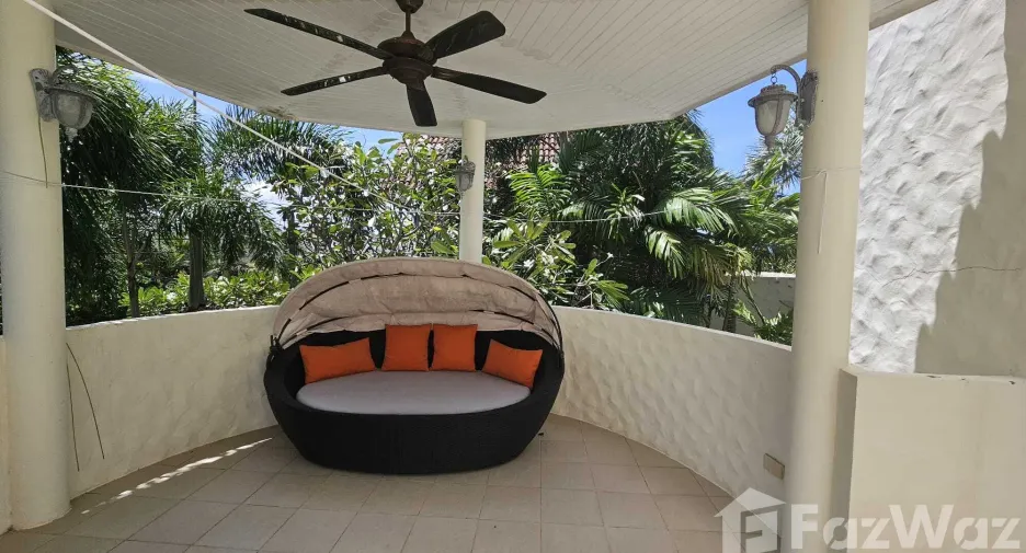 For rent 3 bedrooms villa in Mueang Phuket, Phuket